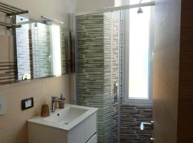 Casa Matuzia A 100m Dal Mare Bilocale Moderno Foce サンレモ